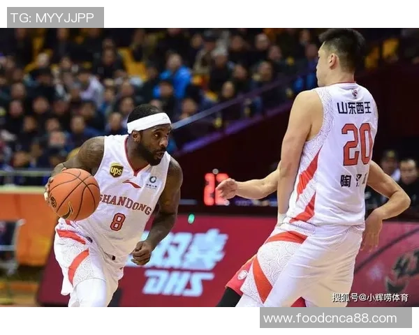 上海足球队以54分领跑杯赛积分榜展现强劲实力引发关注 上海足球队以54分领跑杯赛积分榜展现强劲实力引发关注