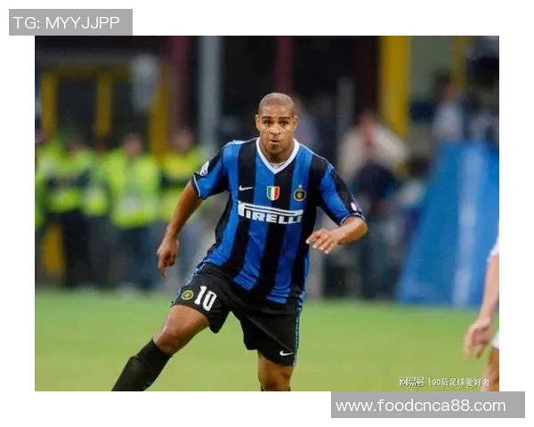 大菠萝足球明星的传奇故事与辉煌成就全解析